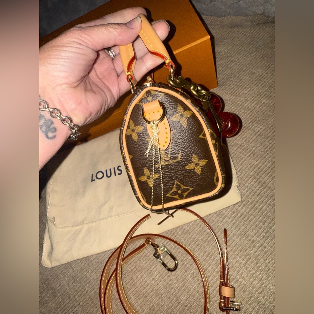 🆕 🔥 Louis Vuitton Nano Speedy - Picture 8 of 9
